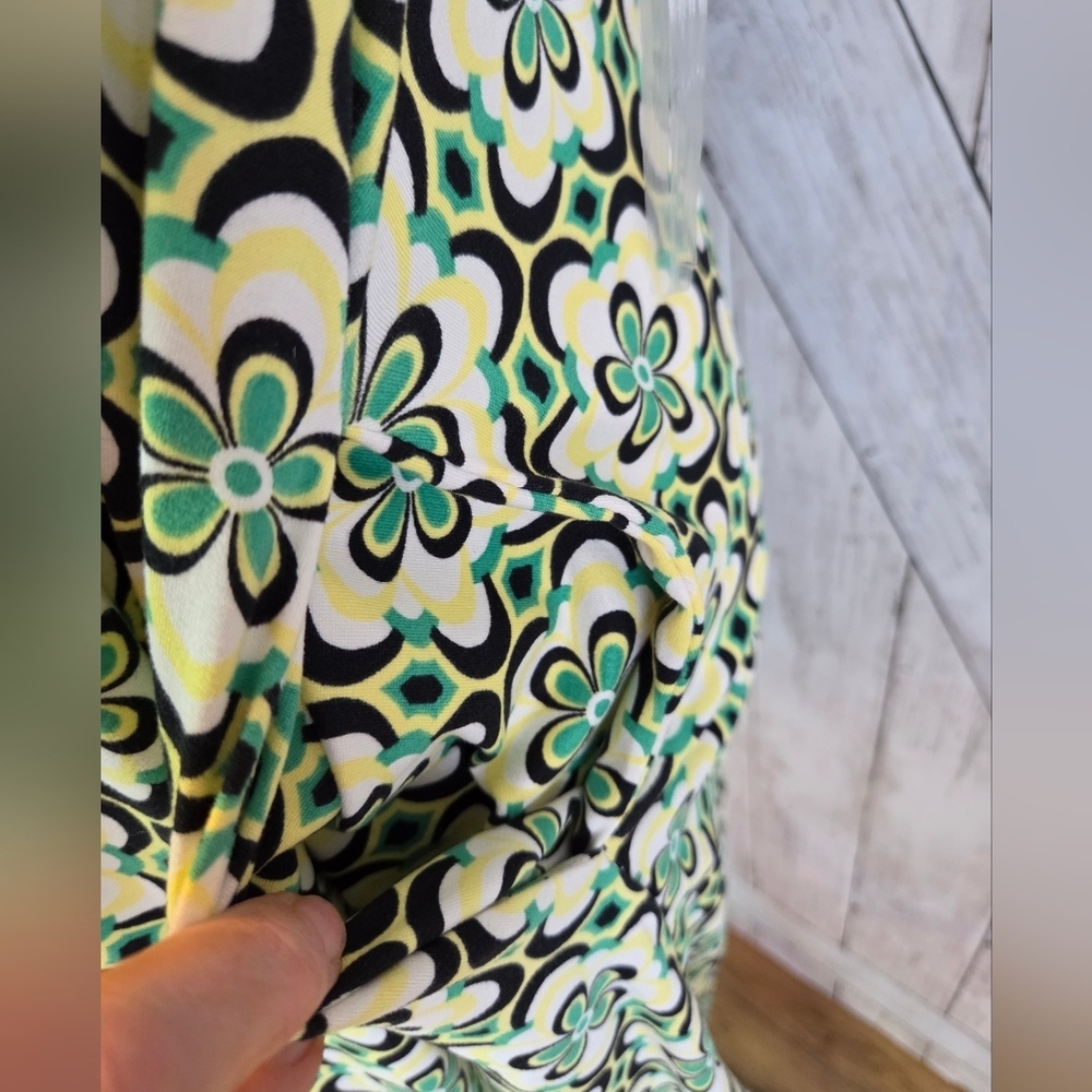 Floral Midi Dress in Cream and Green - Picture 5 of 6
